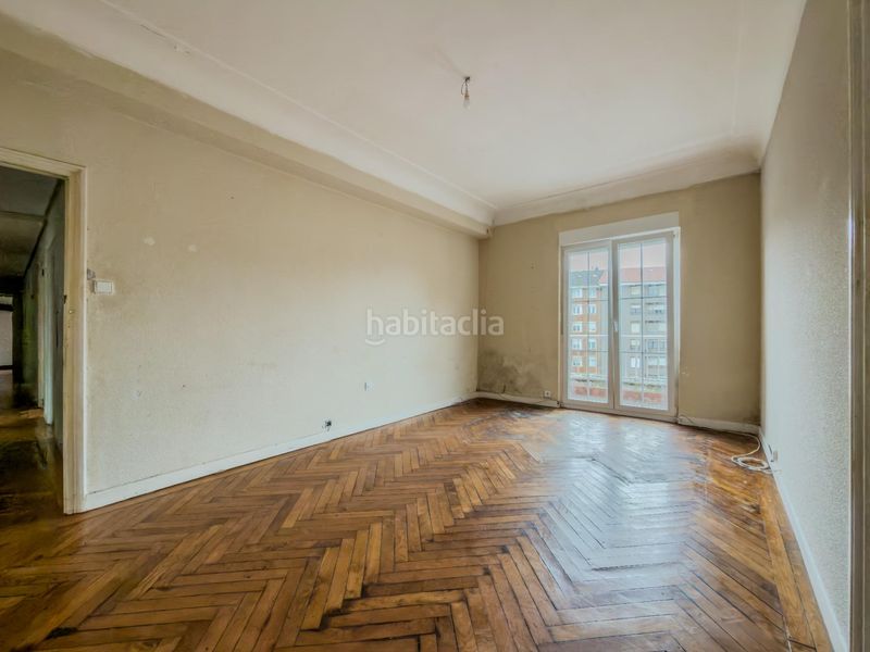 Foto ab1a1eed-8838-4295-99a1-5686aaf37519. Pis amb calefacció aparcament a El Parque - Zapatón Torrelavega