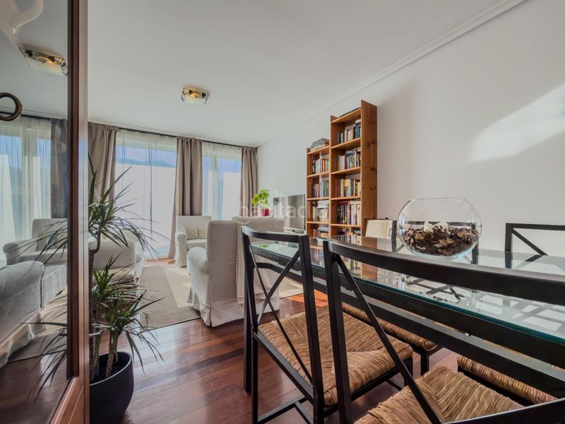 Foto 3e7f1a39-dc40-401d-85ee-4369ab430473. Pis amb piscina a Centro Castro - Urdiales