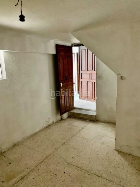 Foto a684846b-66c4-491b-948f-a765fec32b14. Casa adossada a Valle de las Navas