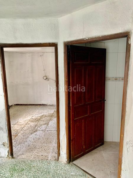 Foto bd8d752f-dd5e-4bdd-b04a-1924de85fe70. Casa adossada a Valle de las Navas
