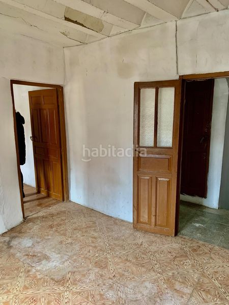 Foto c46f76b4-c582-4b74-b9ac-2489749ec7c3. Casa adossada a Valle de las Navas