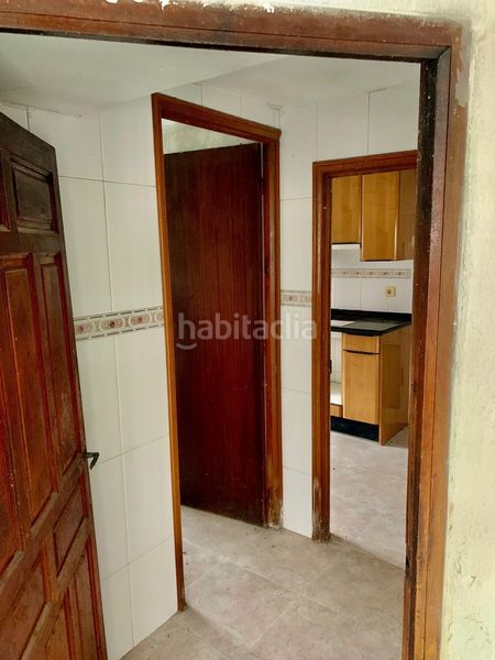 Foto c67a8e1d-9f5c-49c8-8345-f63ff0526169. Casa adossada a Valle de las Navas