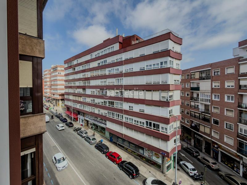 Foto 6792ab64-5224-46be-82ee-4e2f996652fa. Pis a Cuatro Caminos Santander