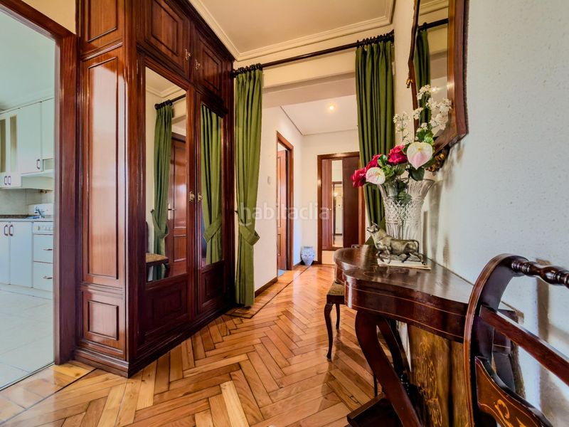 Foto 8eeb82d5-0aab-452d-93ee-8848cd9aaa8a. Pis a Cuatro Caminos Santander