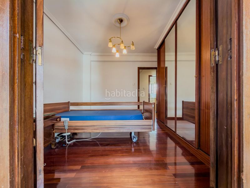 Foto a8ed1c18-c877-4dcd-9888-97c59a65f940. Pis a Cuatro Caminos Santander