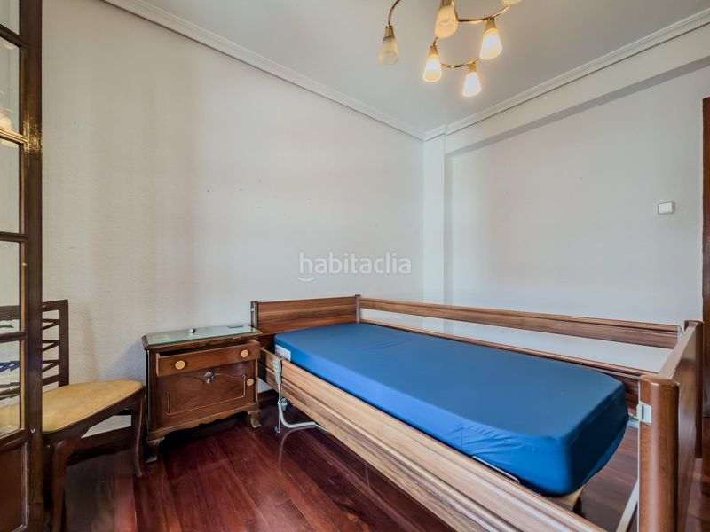 Foto c2df5e39-1def-4ca3-88be-2f11f88f0b12. Pis a Cuatro Caminos Santander