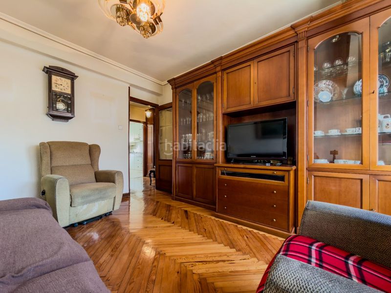 Foto c41128c1-068d-455c-8c9a-6adfcda86473. Pis a Cuatro Caminos Santander