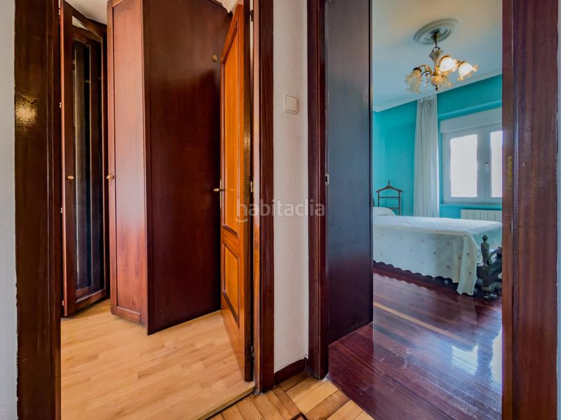 Foto d0841d82-30e2-4fab-86cc-404170af5822. Pis a Cuatro Caminos Santander