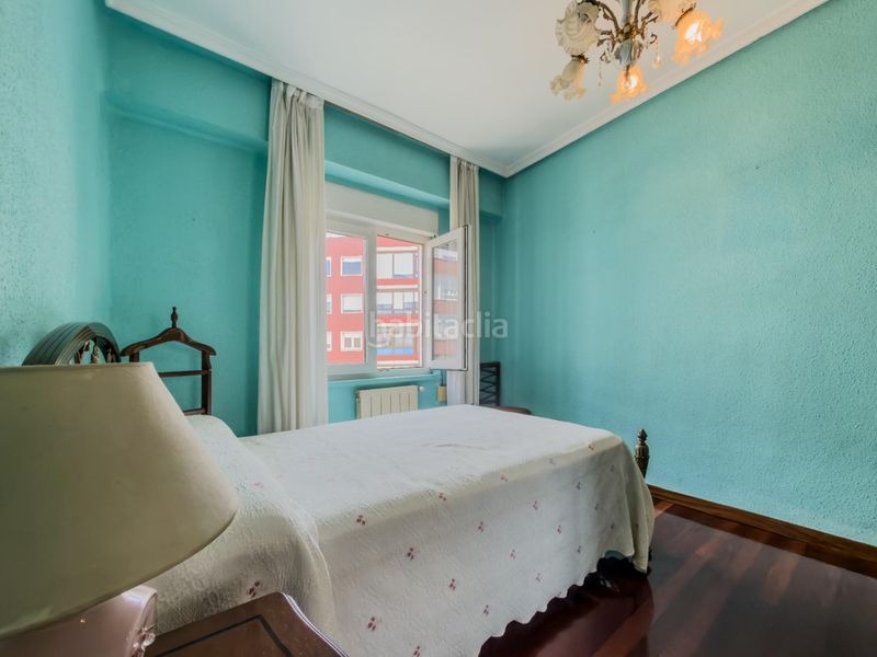 Foto da837b5a-a99a-47c8-a7e3-23c1d9f188b2. Pis a Cuatro Caminos Santander