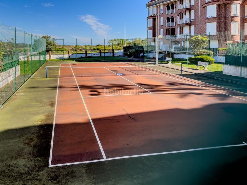 Foto ed845dd1-311a-474e-853b-d25042d62ef0. Planta baixa amb calefacció aparcament piscina a Noja