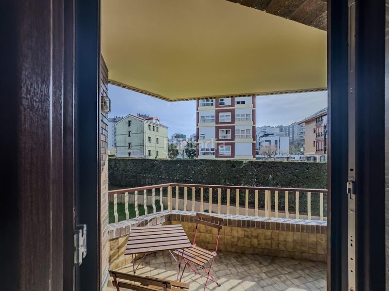 Foto b801dc71-5618-47e6-9616-571a13bd24c6. Pis amb calefacció aparcament a El Sardinero Santander