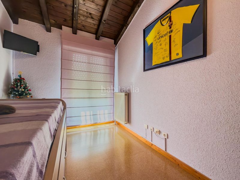 Foto 002d5087-b0ec-409c-aacd-e6c9330c9694. Towny house with heating parking in Villafufre