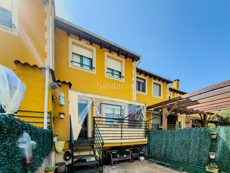 Foto 10b0aed0-ab4f-4348-9aba-a146a3a550fc. Towny house with heating parking in Villafufre