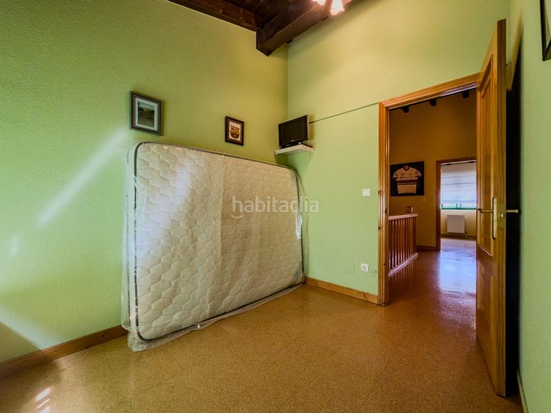 Foto 1ee40eb9-7700-4517-a3f5-328e2d716a4e. Towny house with heating parking in Villafufre