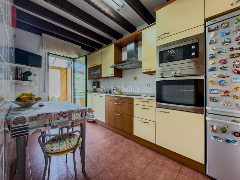 Foto 9081c0d7-d94c-4dd5-9fe3-1e7d30f030a3. Towny house with heating parking in Villafufre