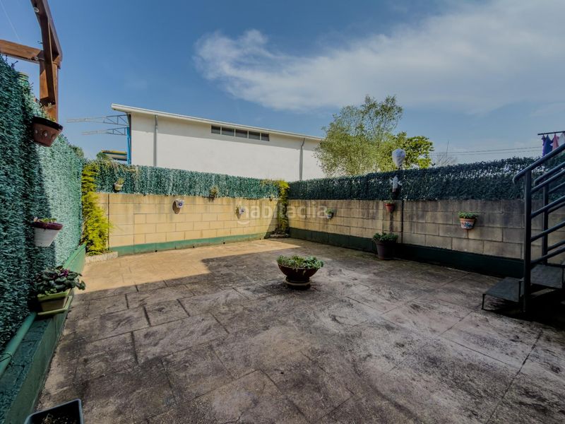 Foto d1fe3738-bfbe-478c-a2ec-6b2c28e97b4b. Towny house with heating parking in Villafufre