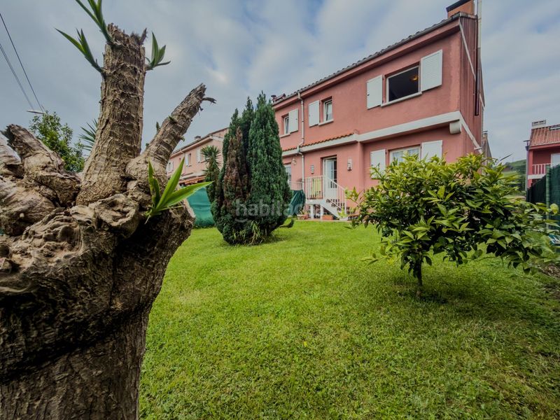 Foto aa8e42f5-dbdd-4060-bd3a-a7ddb1f4347e. Casa aparellada amb calefacció aparcament a Penagos
