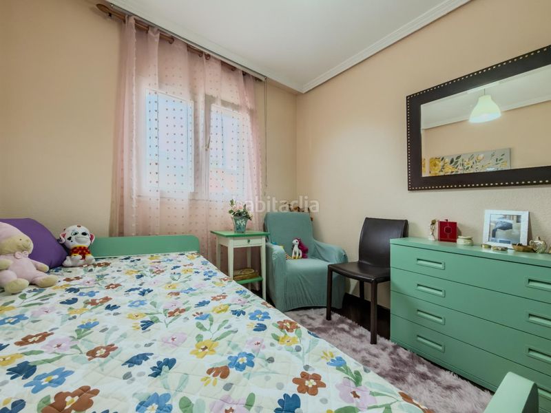 Foto ed0b8a5c-279b-4ae0-9389-235103d72607. Casa aparellada amb calefacció aparcament a Penagos