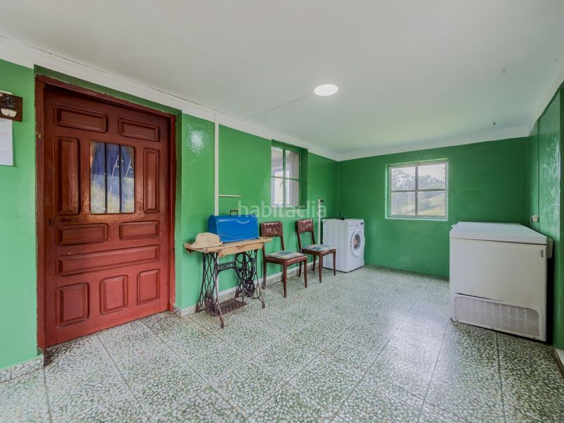 Foto a3f6173b-4140-46c9-aa38-a54156bfae25. Casa amb aparcament a Entrambasaguas