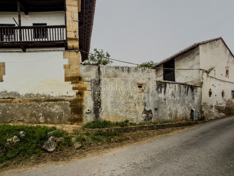 Foto 6d82b89e-e82e-4854-8d22-55bb73c13fed. Casa amb aparcament a Alfoz de Lloredo