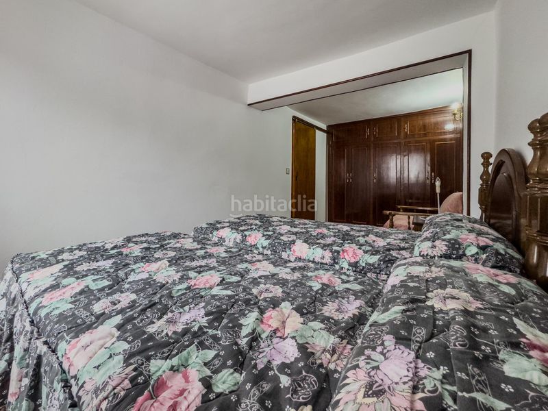 Foto 52270b57-6482-487d-8e47-596b8f1e5323. Casa adossada amb aparcament a Solórzano