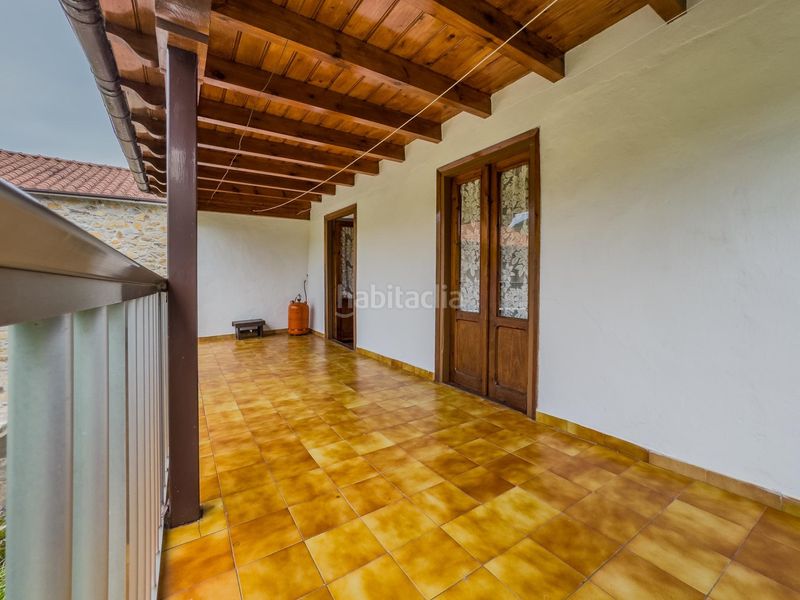 Foto 6f808206-9a77-4813-83d0-73d275f536e4. Casa adossada amb aparcament a Solórzano