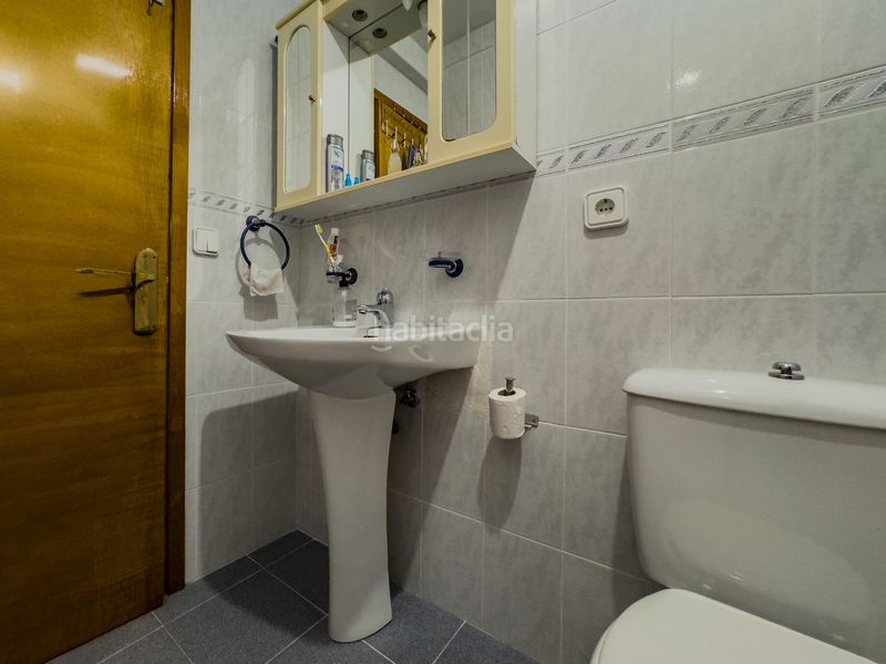 Foto ab540ef4-f3d3-4dc5-8d68-417515e94d02. Casa adossada amb aparcament a Solórzano