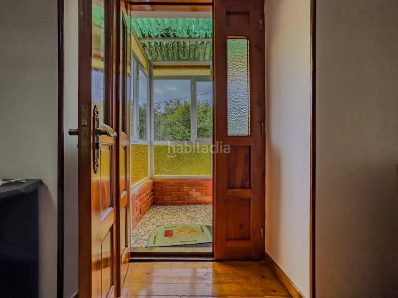 Foto cd4e7ad3-d191-4533-893d-977d6e5e7e1e. Casa adossada amb aparcament a Solórzano