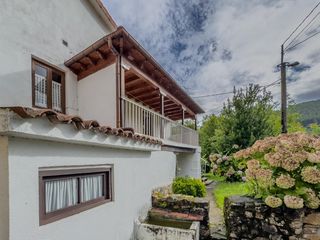 Casa adossada  Barrio riaño. Casa en venta en solorzano