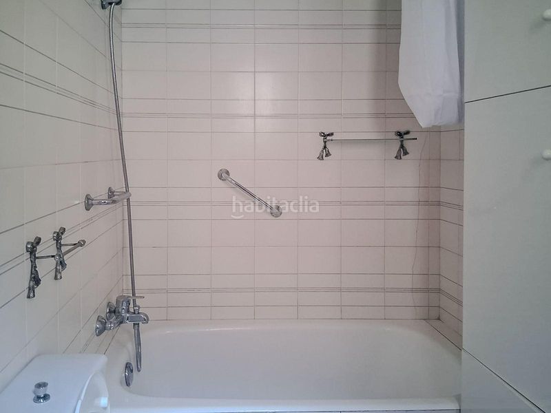 Foto cfc12264-79d0-49e3-a91a-0dd9a4273e2b. Rent flat with heating in Puerto Chico Santander