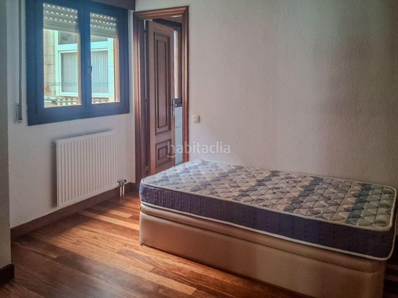Foto db9e32bb-889d-4ea2-8014-ab5d8ee2a43f. Rent flat with heating in Puerto Chico Santander