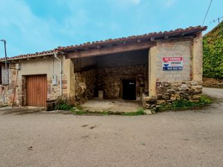 Haus  Barrio celis-celucos. Propiedad en celucos, puentenansa,