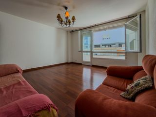 Appartement à Los Castros. Piso con terraza a la venta en fernando de los rios.
