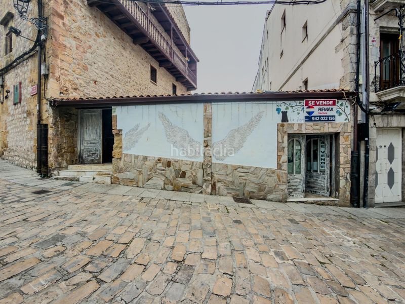 Foto 75befde1-39ca-4ddb-be51-36ff66585034. Casa adossada a Centro Laredo