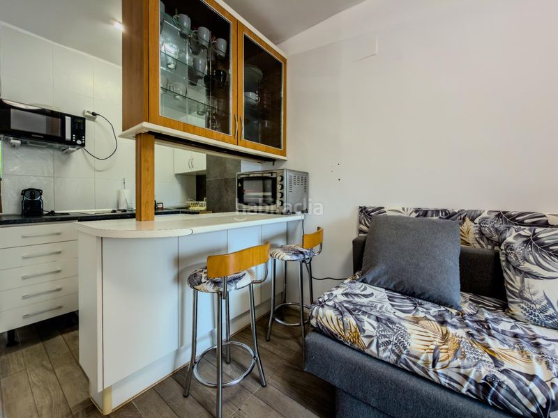 Foto c19ca10d-d055-4851-abc6-01828d7b12ef. Apartament amb aparcament a Zona Playa Laredo