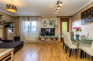 Maison jumelée à Avenida san martin-mc 66. Tu nuevo hogar te espera en montejos del camino!
