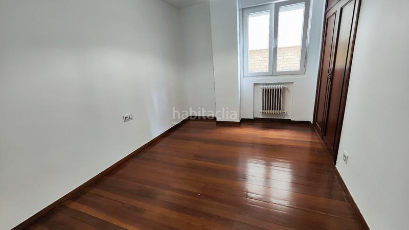 Foto 28f0b783-e73c-4bc2-9d2a-d8d3c7c7c509. Alquiler piso en alfonso v 7 elegante piso reformado en el corazón !!! vive en el centro, enamórate sin complejos en León