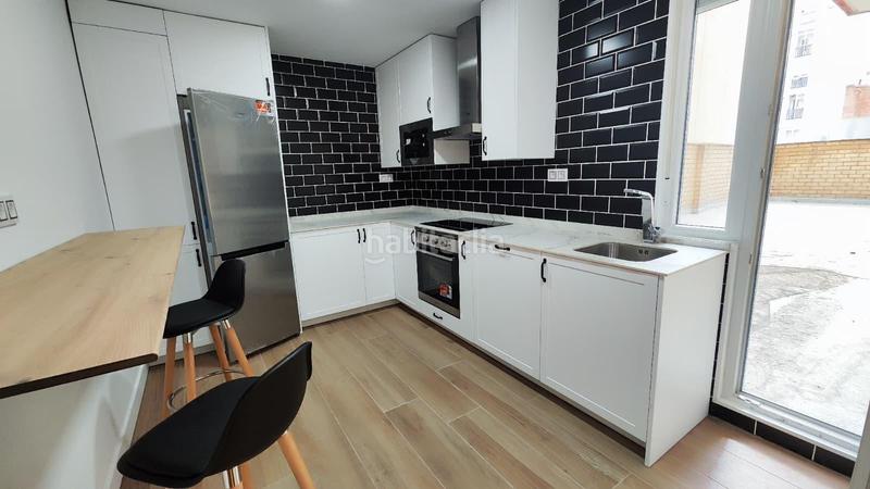 Foto a32d1410-ceb2-4efa-ada0-e2a816aa182d. Location appartement dans alfonso v 7 dans Centro Ciudad León