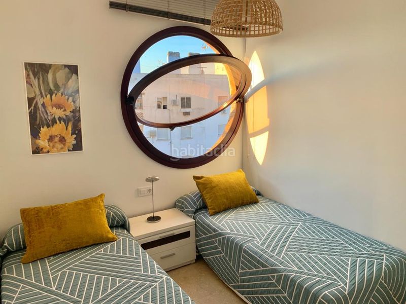 Foto b549a093-d4ea-4ae9-8fb5-0fa897247831. Lloguer pis amb calefacció a La Buhaira Sevilla