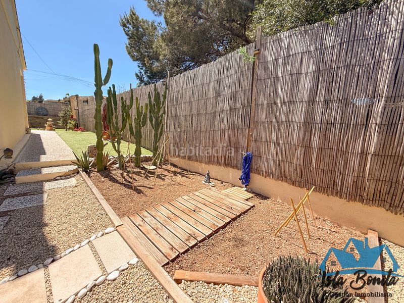 Foto ed249f5d-99dd-41e9-8db0-6fcd5be198da. Xalet amb xemeneia calefacció aparcament piscina a Llucmajor