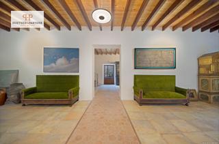 House in Porreres. Excepcional adosado en porreres  perfecto para las más altas exi