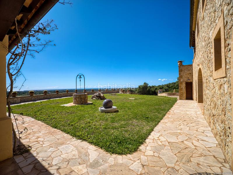 Foto 5bc30532-9d4f-4c98-9178-d999ef958f98. Masia a Sant Llorenç des Cardassar