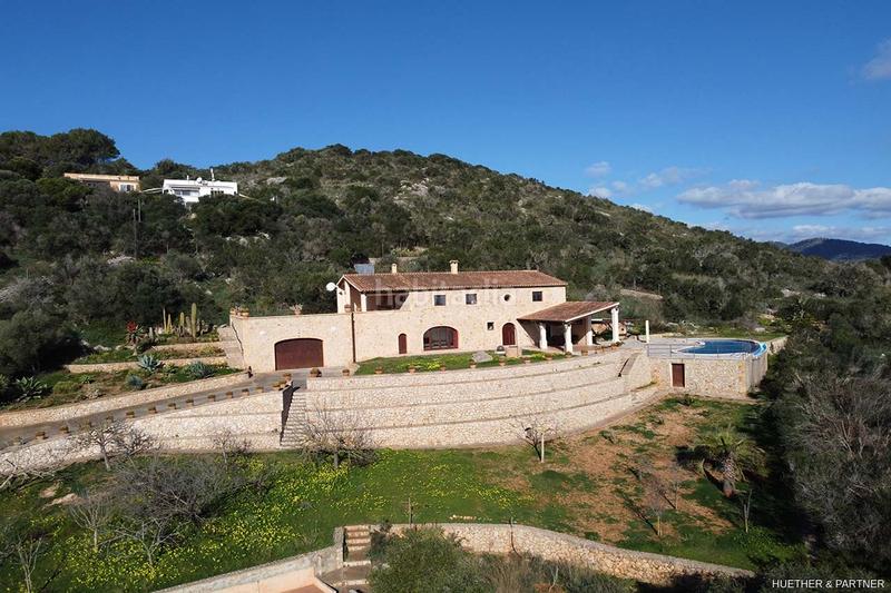 Foto 85086a65-4a9c-4b0d-be64-fa6ff3c0cf6e. Masia a Sant Llorenç des Cardassar