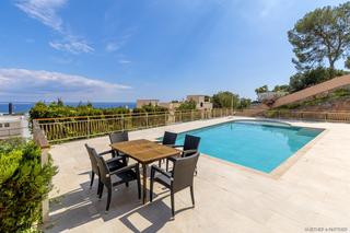 Appartement à Cas Català-Illetes. Fantástico piso con vistas al mar en illetas  estilo de vida med