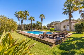 Casale in Artà Poble. Su retiro en mallorca  encantadora finca de lujo con casa de hué