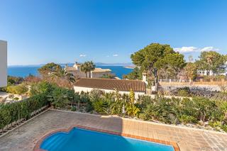 House in Badia Blava-Badia Gran-Tolleric. Villa mediterránea con vistas al mar  gran potencial y vistas pa