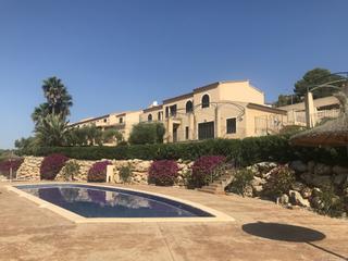 Casa adossada a Cala Magrana-Cala Anguila-Cala Mendia. Atractiva casa adosada con licencia etv  perfecta para familias,
