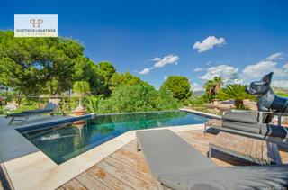 Chalet in Santa Pona. Villa de primera clase en mallorca con vistas al mar, apartament