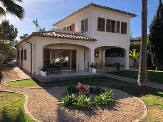 Casa en Calvià Poble. Villa de lujo con licencia de alquiler en calvia