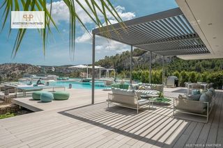 Casa a Cort. Villa de lujo de �ltima generaci�n con vistas al mar, spa, casa